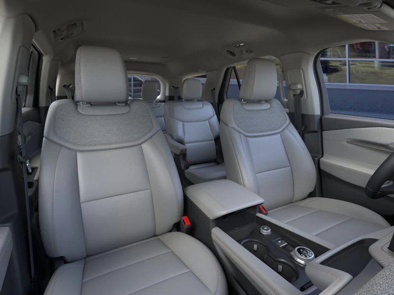 new 2025 Ford Explorer car, priced at $45,901