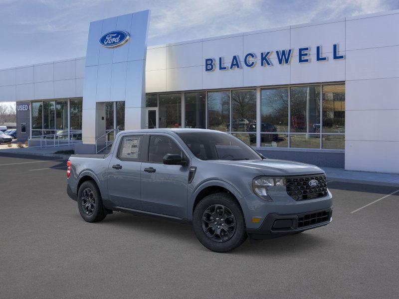 new 2025 Ford Maverick car, priced at $33,414