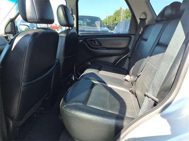 used 2007 Ford Escape car, priced at $6,980