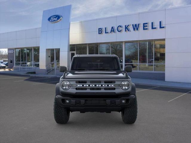 new 2025 Ford Bronco car, priced at $52,658