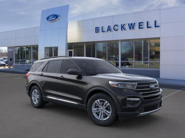 new 2024 Ford Explorer car, priced at $45,385