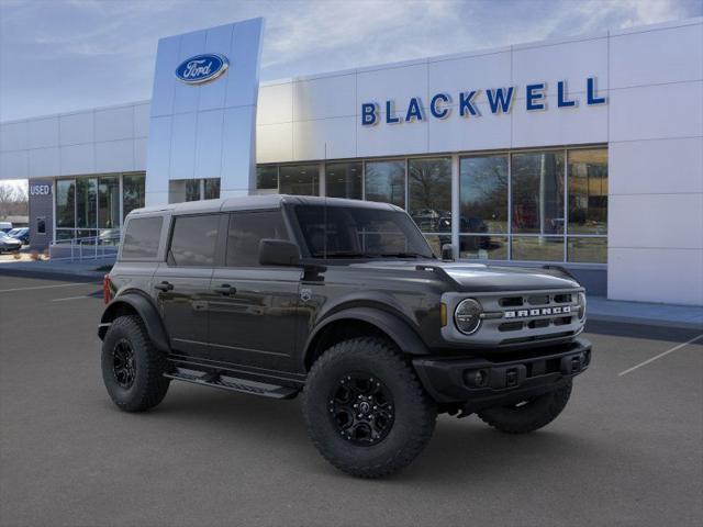 new 2025 Ford Bronco car, priced at $52,658