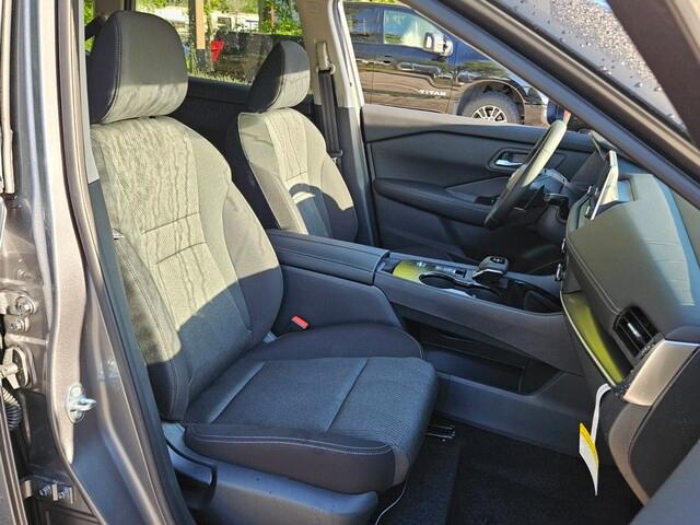 new 2025 Nissan Rogue car, priced at $30,002