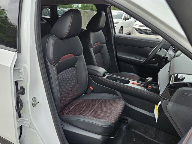 new 2025 Nissan Kicks car, priced at $27,762