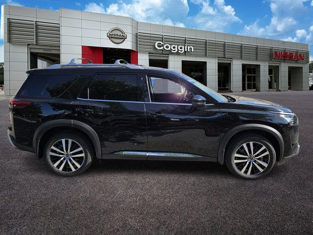 new 2025 Nissan Pathfinder car, priced at $49,011