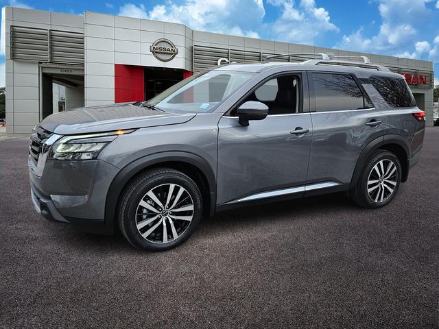 new 2025 Nissan Pathfinder car, priced at $48,789