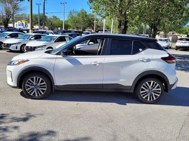 new 2024 Nissan Kicks car, priced at $25,400