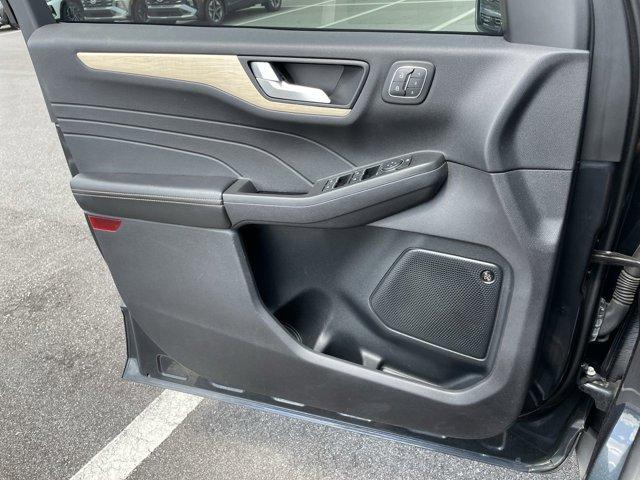 used 2022 Ford Escape car, priced at $23,118