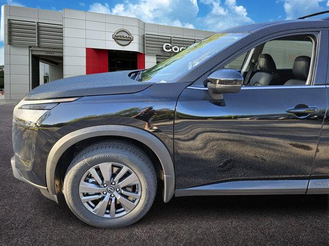 new 2025 Nissan Pathfinder car, priced at $38,445