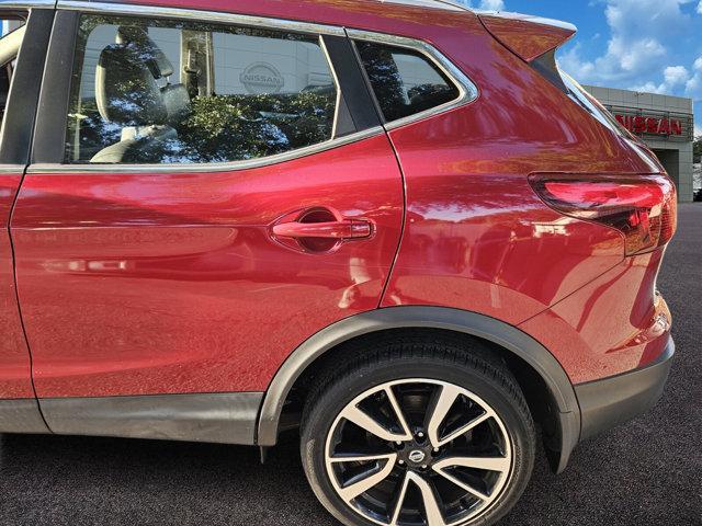used 2019 Nissan Rogue Sport car, priced at $17,629