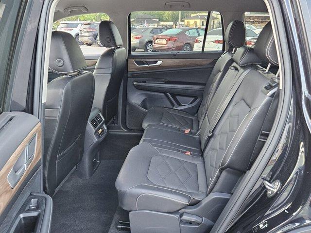 used 2024 Volkswagen Atlas car, priced at $32,888