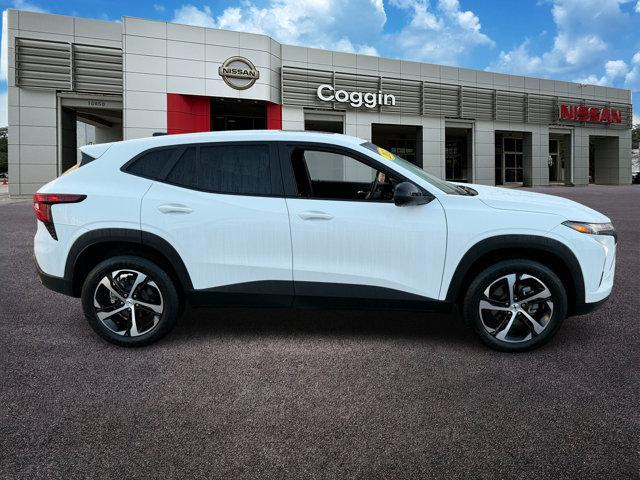 used 2024 Chevrolet Trax car, priced at $20,740