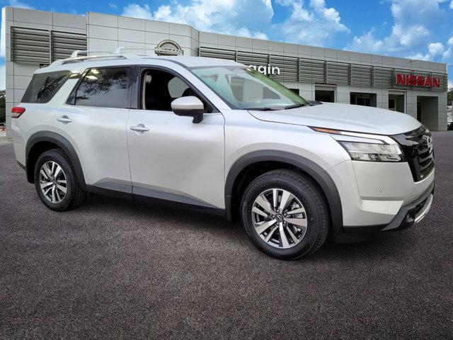 new 2024 Nissan Pathfinder car, priced at $41,599