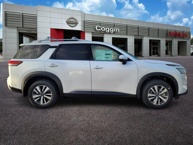 new 2025 Nissan Pathfinder car, priced at $40,142