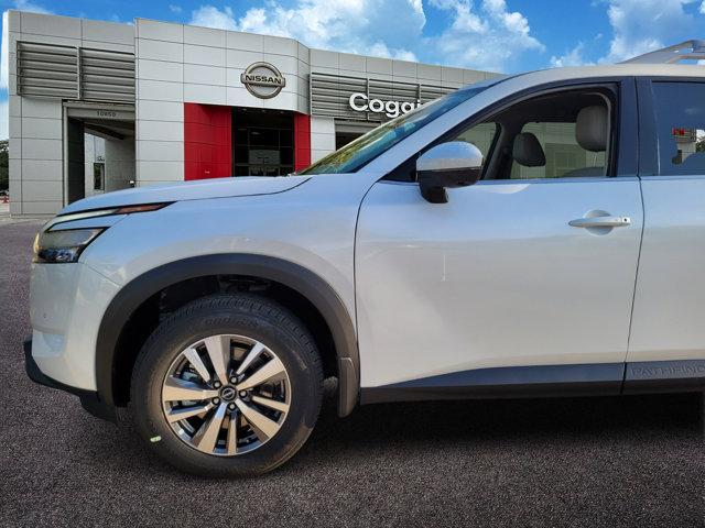 new 2025 Nissan Pathfinder car, priced at $40,142
