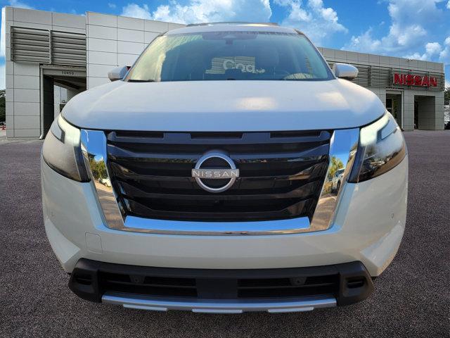 new 2025 Nissan Pathfinder car, priced at $40,142