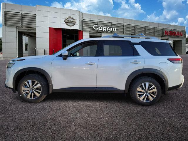 new 2025 Nissan Pathfinder car, priced at $40,142