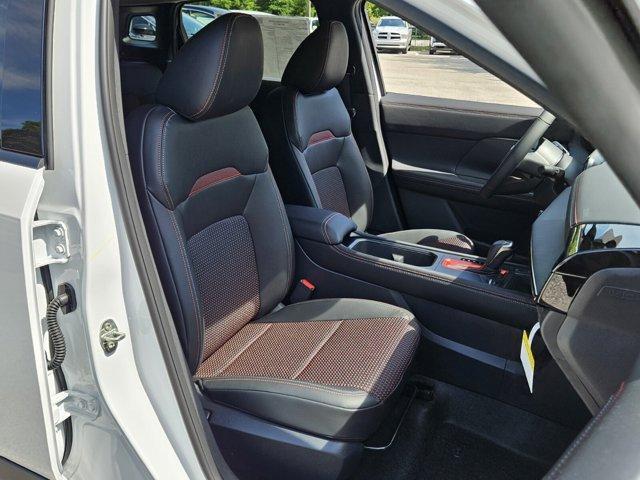 new 2025 Nissan Kicks car, priced at $28,156