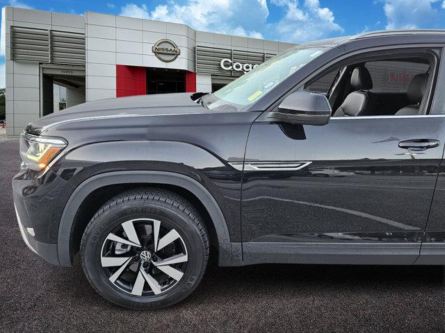 used 2022 Volkswagen Atlas Cross Sport car, priced at $23,533