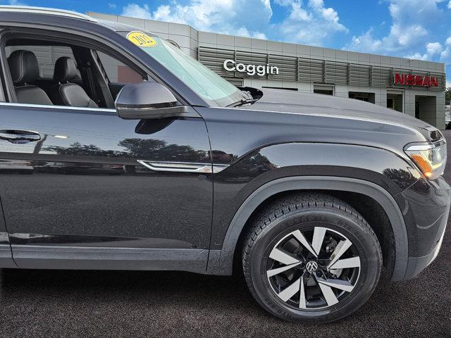 used 2022 Volkswagen Atlas Cross Sport car, priced at $23,533
