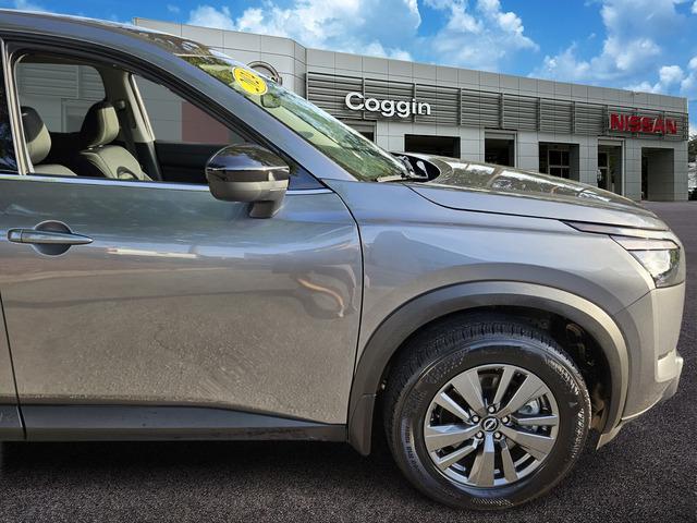 used 2024 Nissan Pathfinder car, priced at $31,488