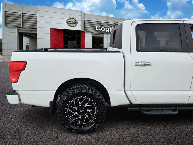 used 2021 Nissan Titan car, priced at $31,148