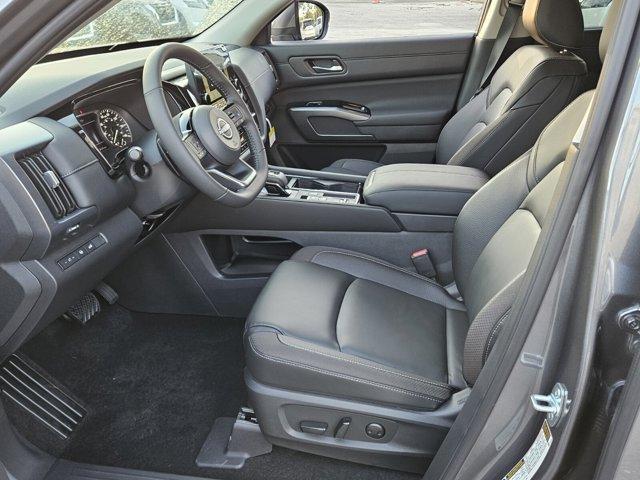 new 2025 Nissan Pathfinder car, priced at $41,026