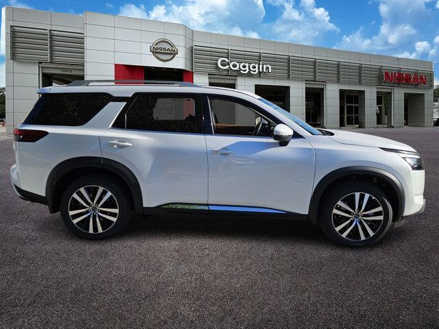 new 2025 Nissan Pathfinder car, priced at $49,508