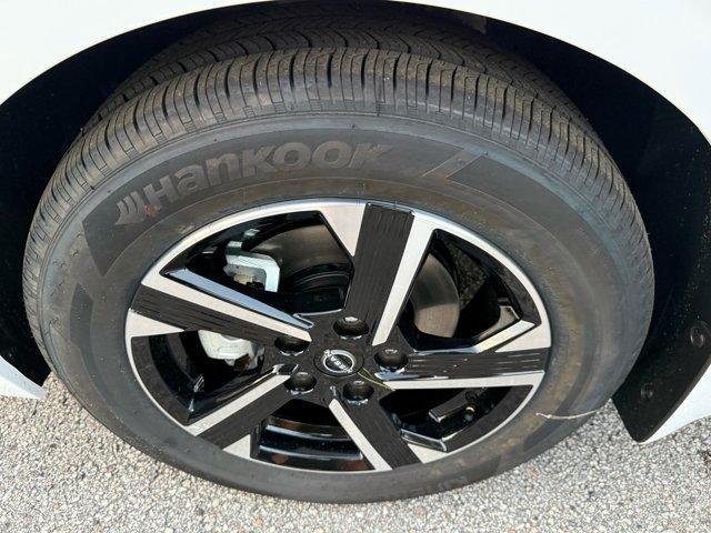 new 2025 Nissan Sentra car, priced at $22,211