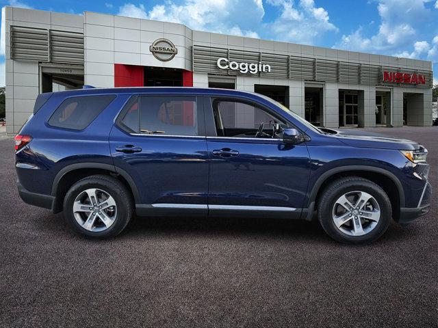 used 2023 Honda Pilot car, priced at $35,188