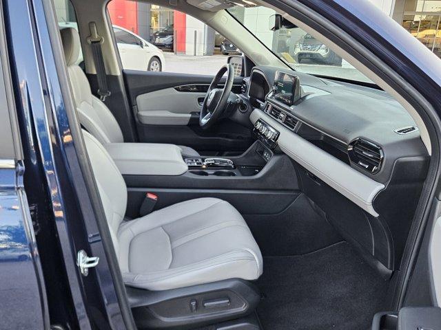 used 2023 Honda Pilot car, priced at $35,188