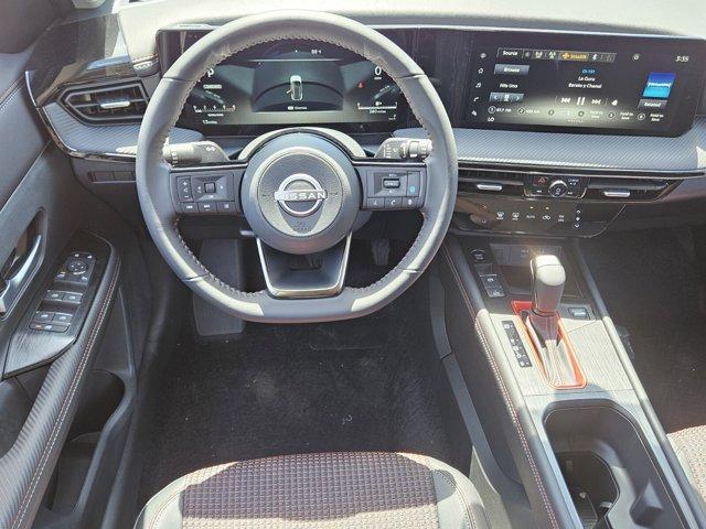new 2025 Nissan Kicks car, priced at $27,752