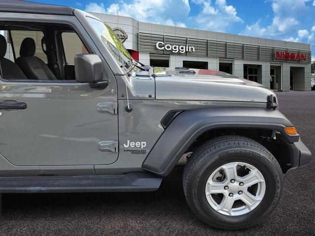 used 2020 Jeep Wrangler Unlimited car, priced at $27,998
