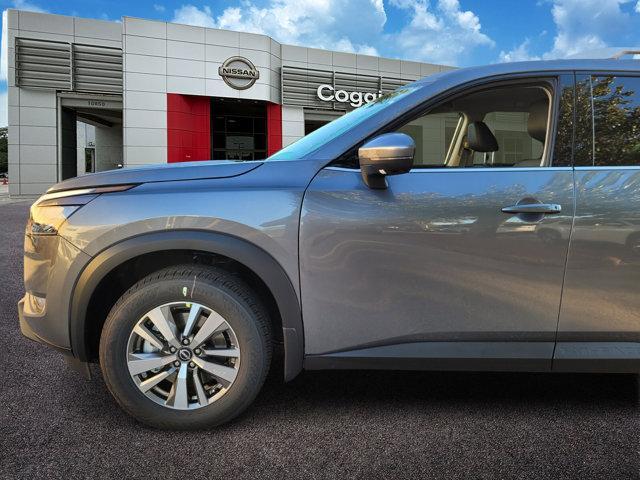 new 2025 Nissan Pathfinder car, priced at $39,367