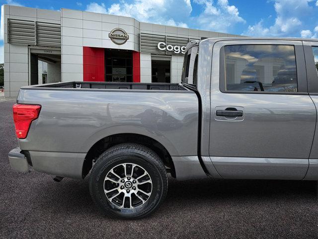 used 2022 Nissan Titan car, priced at $29,047