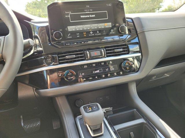 new 2025 Nissan Pathfinder car, priced at $41,442