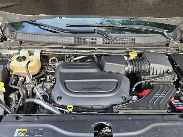 used 2019 Chrysler Pacifica car, priced at $14,988