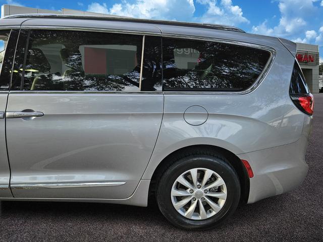 used 2019 Chrysler Pacifica car, priced at $14,988