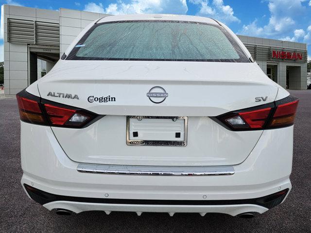 used 2023 Nissan Altima car, priced at $22,749