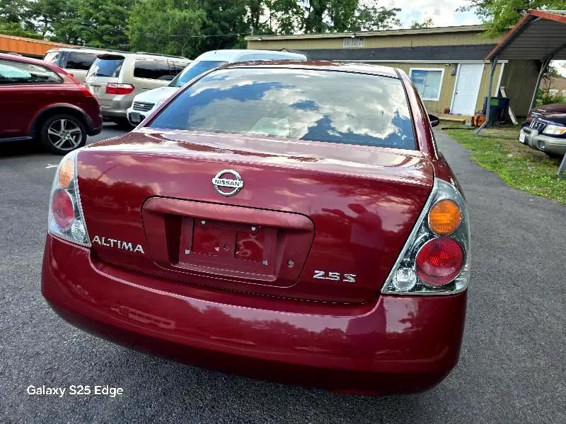used 2004 Nissan Altima car, priced at $3,500