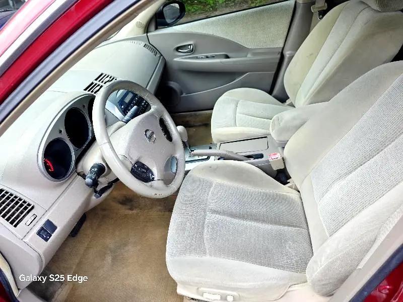 used 2004 Nissan Altima car, priced at $3,500