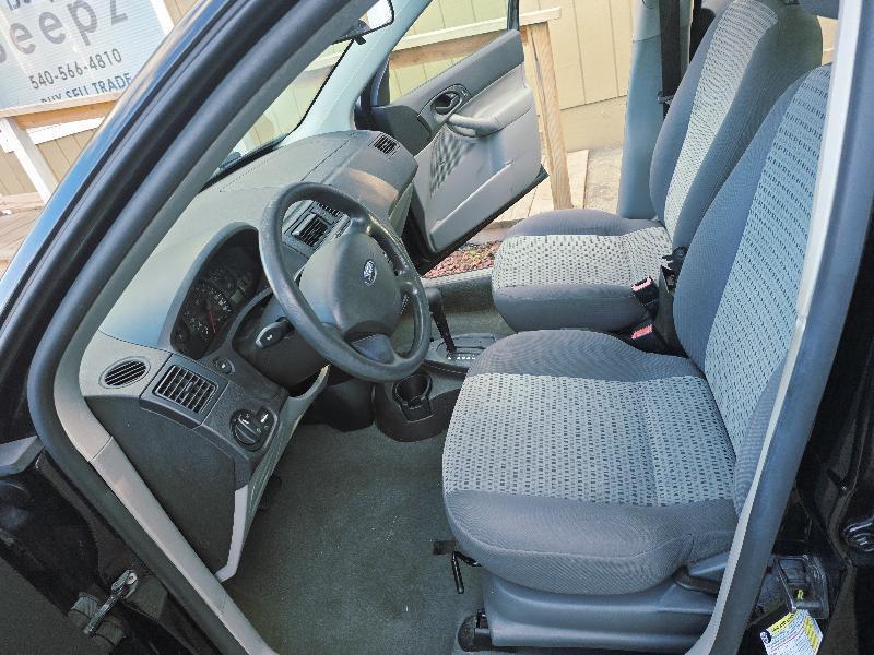 used 2007 Ford Focus car, priced at $4,100