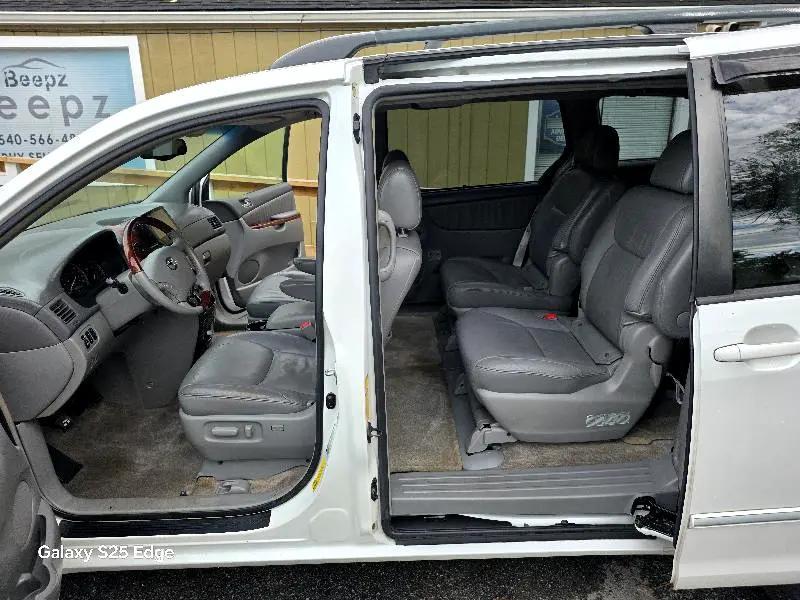 used 2005 Toyota Sienna car, priced at $6,500