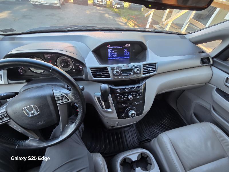 used 2012 Honda Odyssey car, priced at $6,900