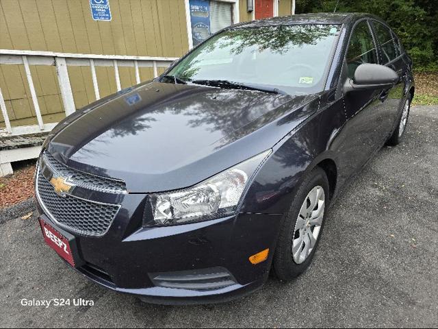 used 2014 Chevrolet Cruze car, priced at $4,399