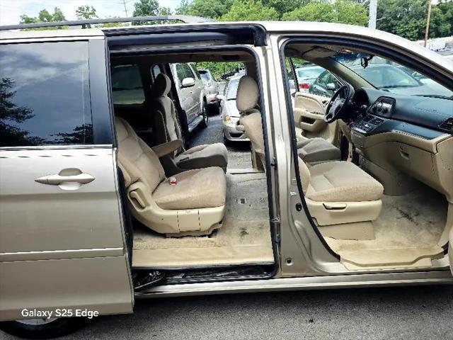 used 2007 Honda Odyssey car, priced at $3,900