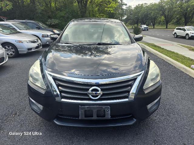 used 2013 Nissan Altima car, priced at $5,900