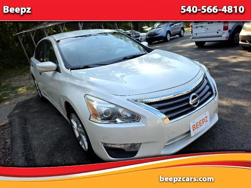 used 2013 Nissan Altima car, priced at $5,300