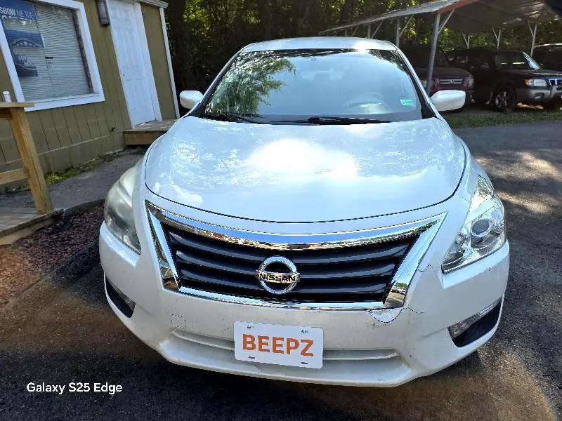 used 2013 Nissan Altima car, priced at $5,300