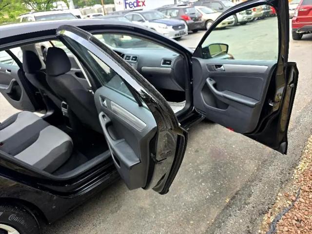 used 2017 Volkswagen Jetta car, priced at $9,500